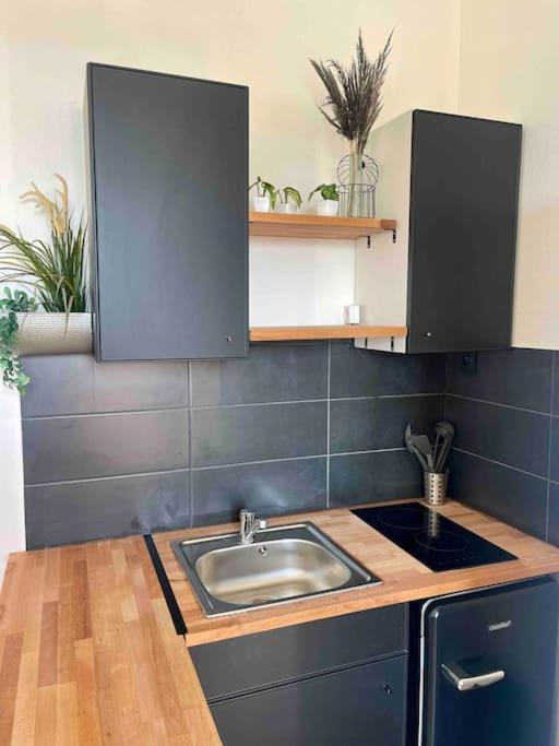 L'Escale Rennaise Apartman Rennes Kültér fotó